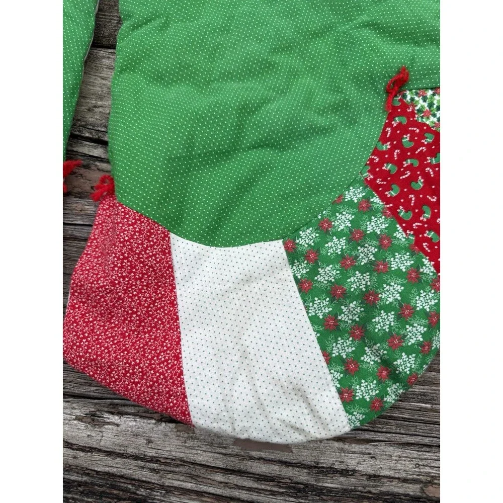 Handmade Christmas Patchwork Quilted Festive Red Green Tree Skirt 43”